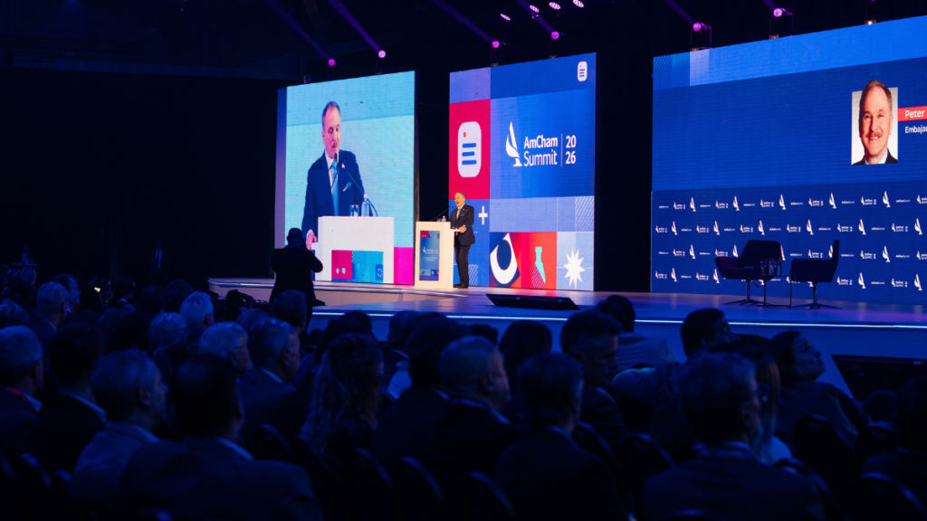 Linser estuvo presente en el AmCham Summit 2026